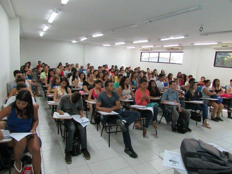 Matrículas abertas para cursos gratuitos de Informática e preparatório para o Enem 2019